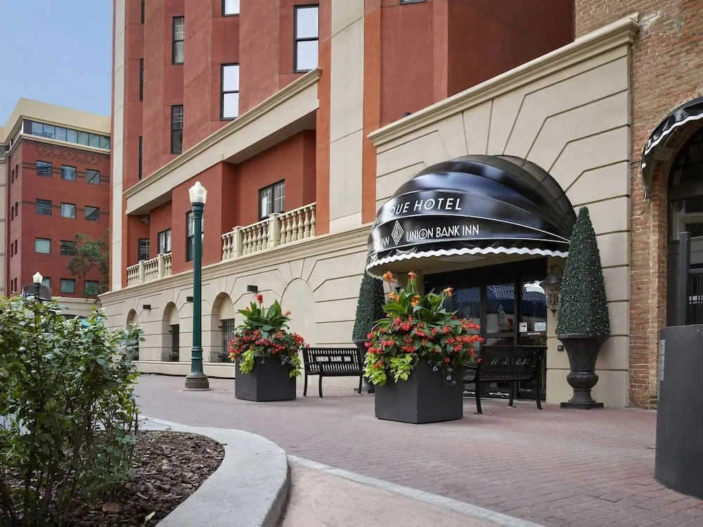 Union Bank Inn