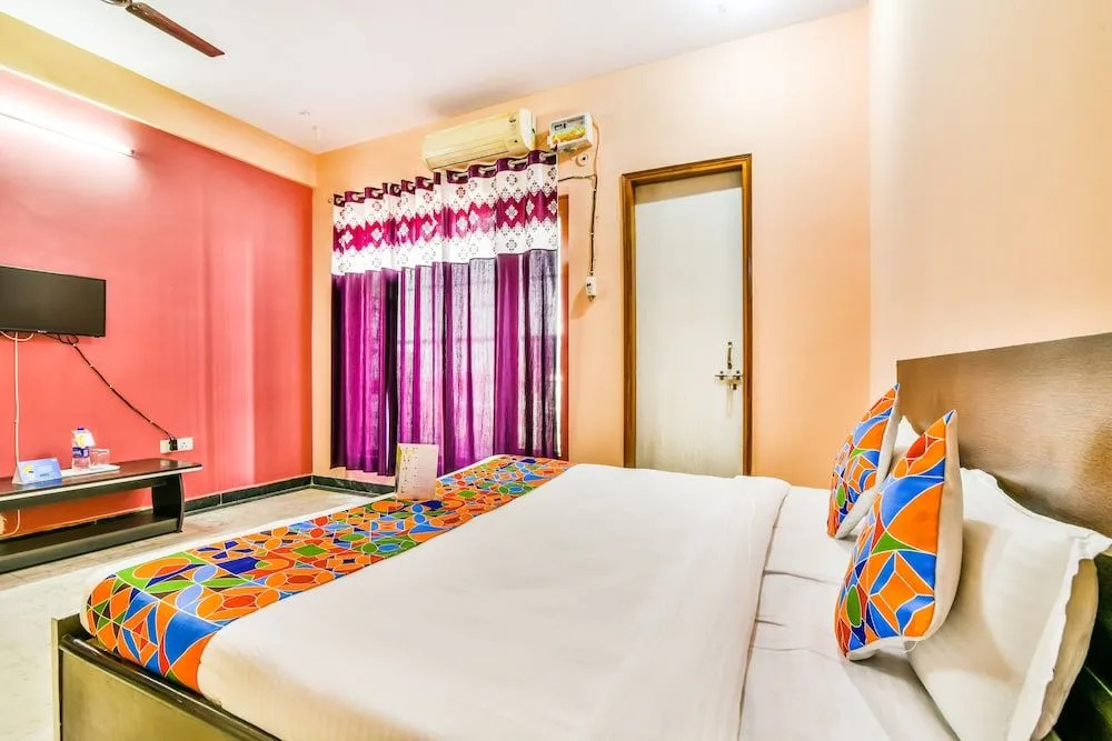 FabHotel Casa Meera Boutique