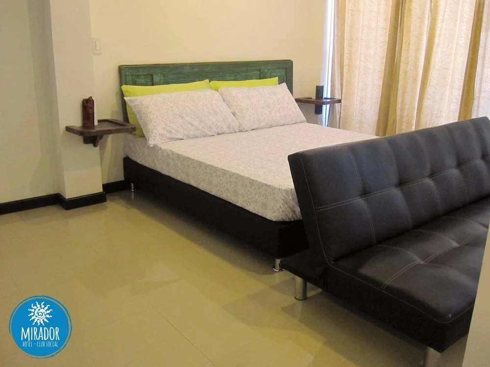 Hotel TNT Mirador