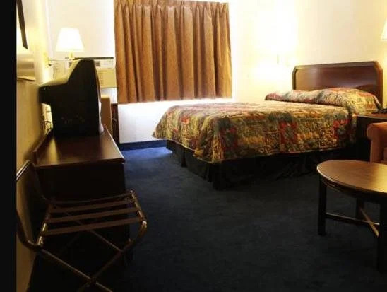 Heaven Hotel Lodge of Pensacola