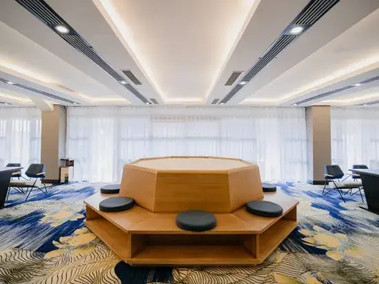 Ruochu Hotel
