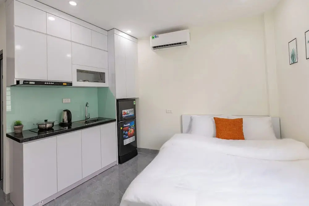 Hera Palace Home & Apartment