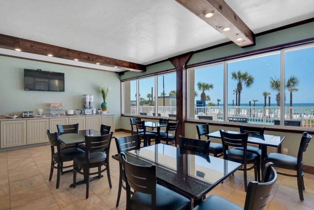 Palm & Tide Beachfront Hotel