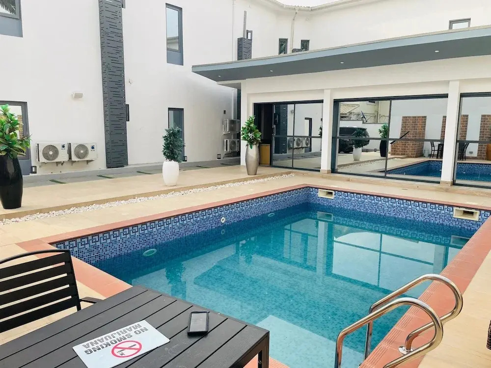 Stay and Homely Hotel