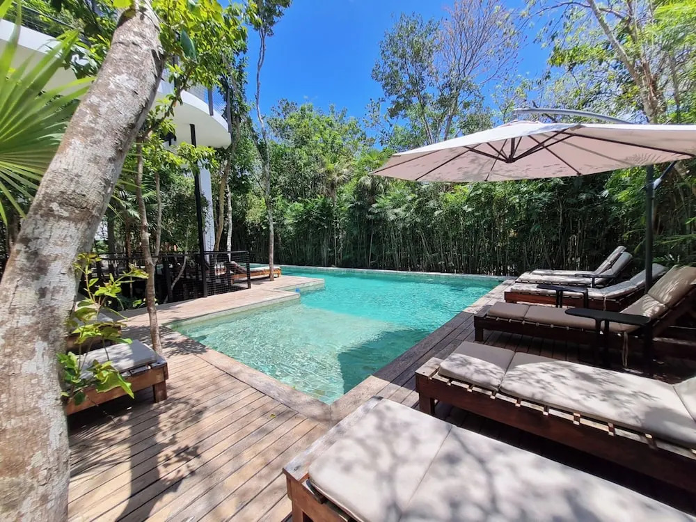Casa Mexicana Moderna - Piscina Privada