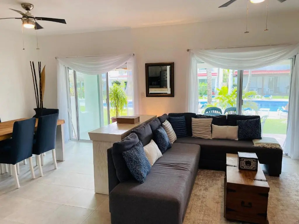 New Year Available 3BR 200Mbps Wifi & Bikes & Beach Access