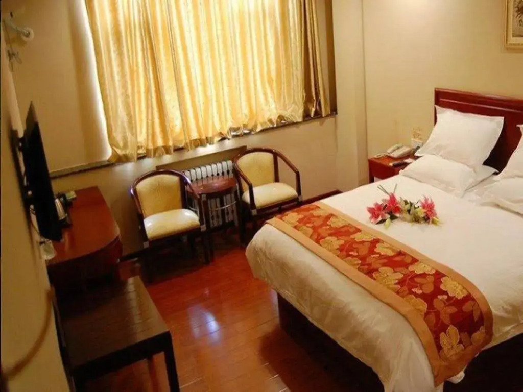 Greentree Inn Shandong Jinan Shanda Road Technology Markets Business Hotel
