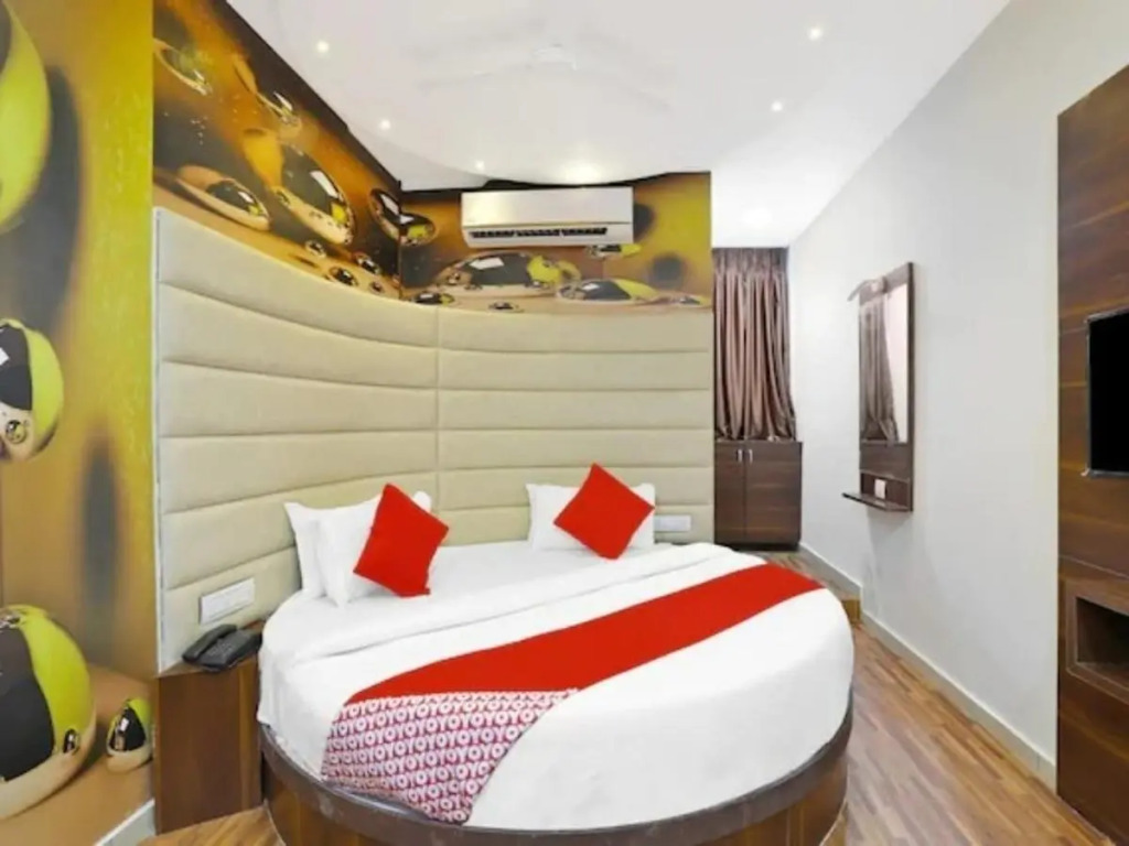 OYO Flagship 84101 Hotel Avens Inn