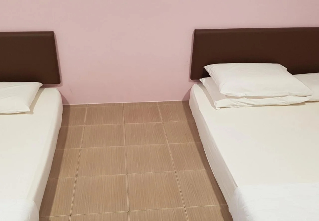 CMN Hotel & Homestay