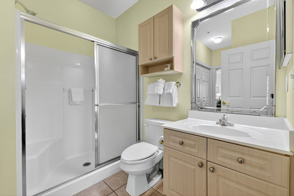 Magnolia Pointe Luster Leaf 4825-301