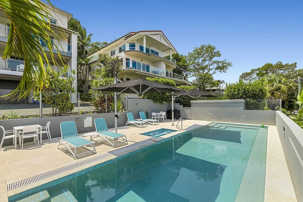 Impressive Views of Noosa - Unit 8 Taralla, 16 Edgar Bennett Avenue Noosa Heads