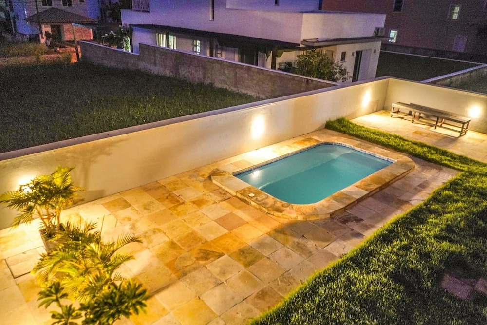 Summerville #159 - House With Pool by Carpediem