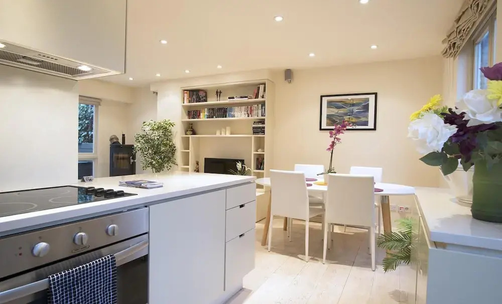 2-bedroom Notting Hill Apartment With Terrace, London