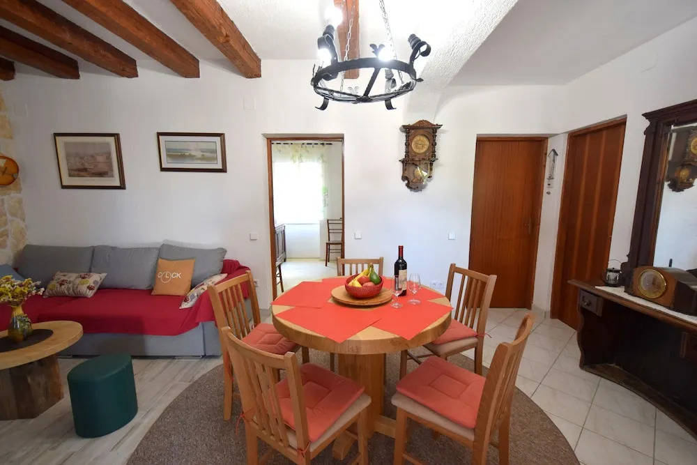 Apartments Neven