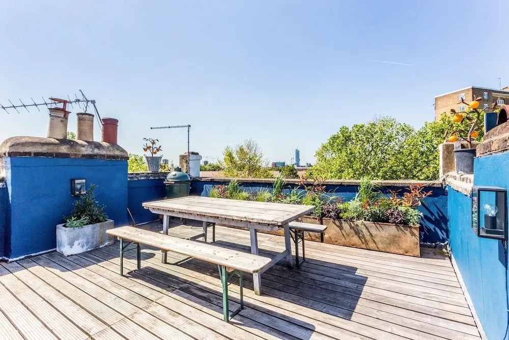 On the rooftops of Notting Hill
