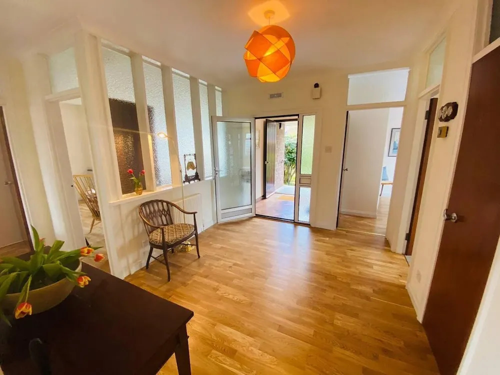 Vintage, Styled Bungalow in Historic Village
