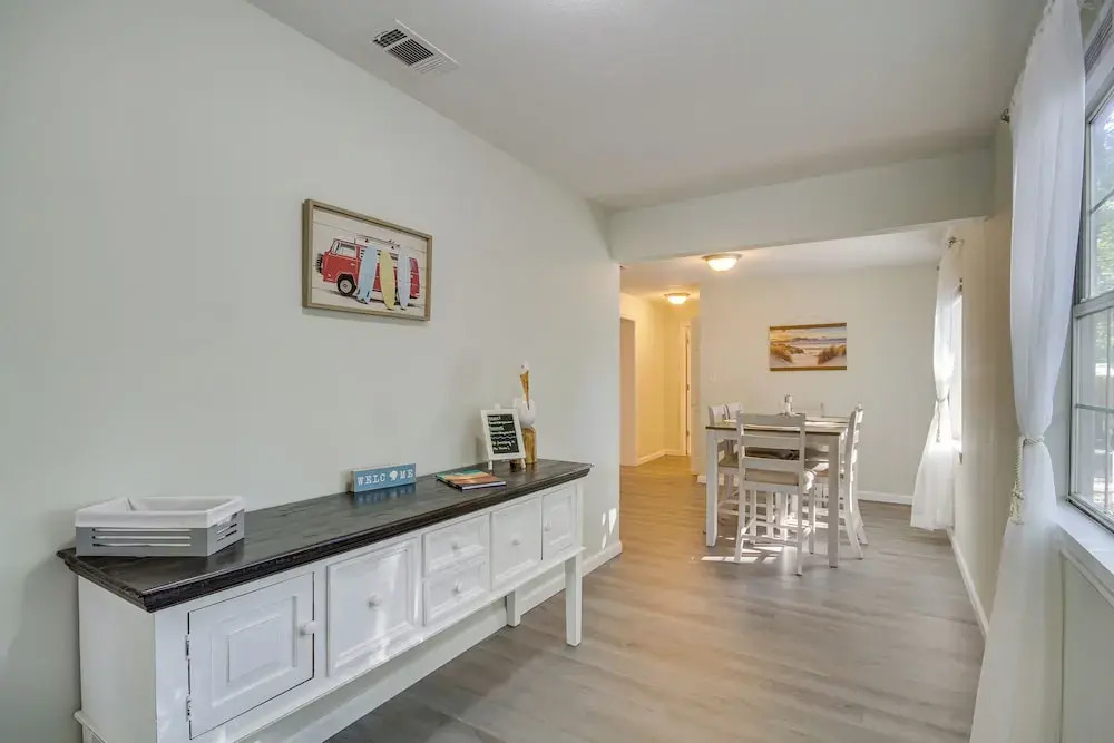 Gulfport Home w/ Fire Pit: Rv/trailer Parking