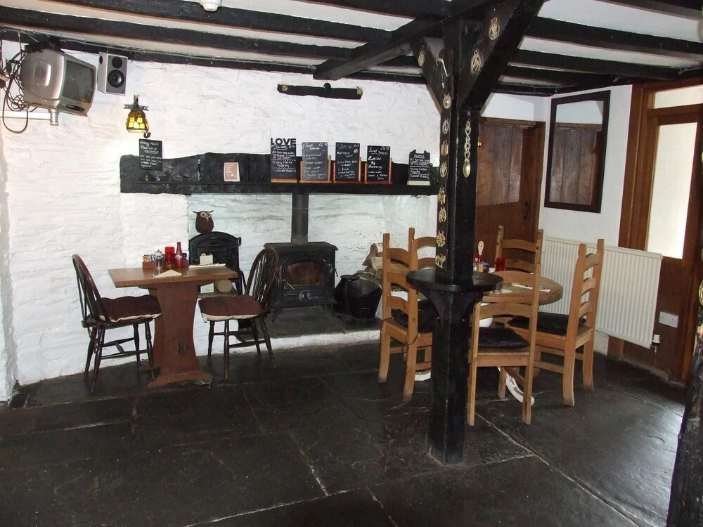 Llew Coch B&B formerly The Red Lion inn