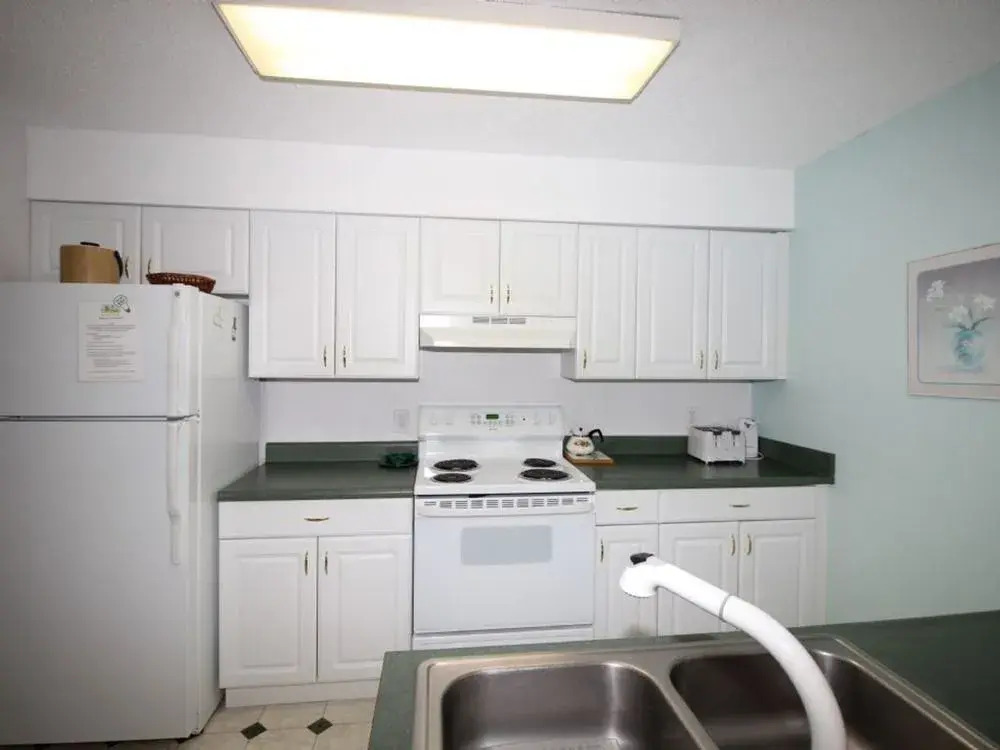 C 8 Xanadu 2 Br condo by RedAwning