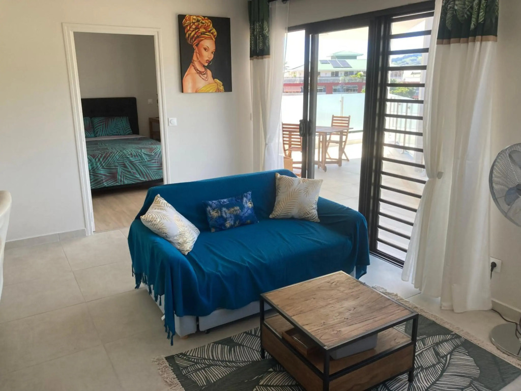 Standing Residence Tevai
