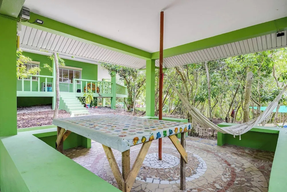 Villa Jolam - Family Haven in an Island Paradise