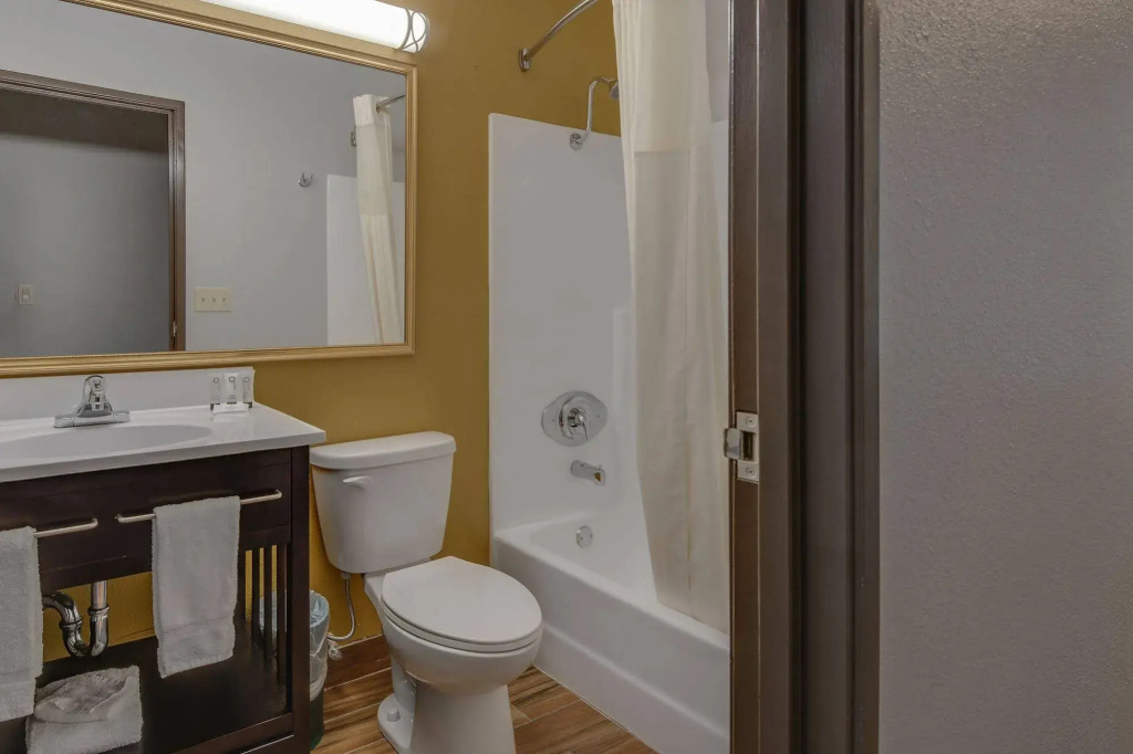 Americas Best Value Inn Hayward
