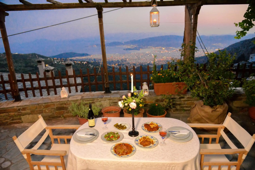 4 bedrooms house with sea view furnished terrace and wifi at Volos 6 km away from the beach