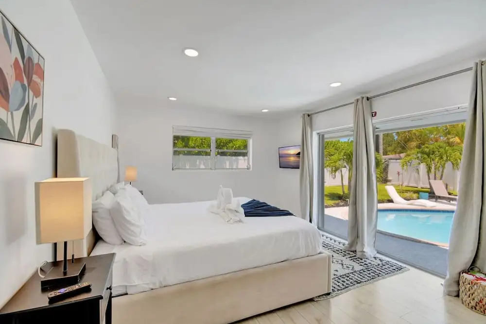 Florence Villa Heated Pool
