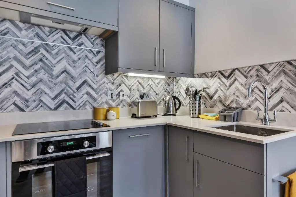 13 Belle House - Apartment 2