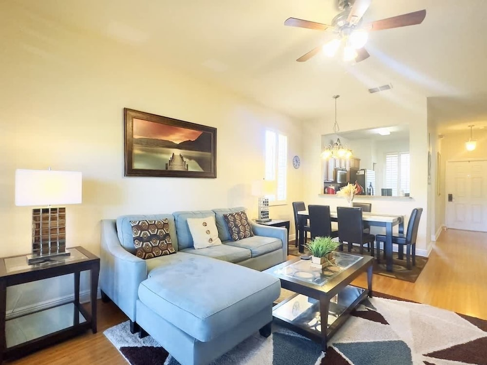 4br Resort Home With Pool And Lazy River Sleeps 10 4 Bedroom Townhouse
