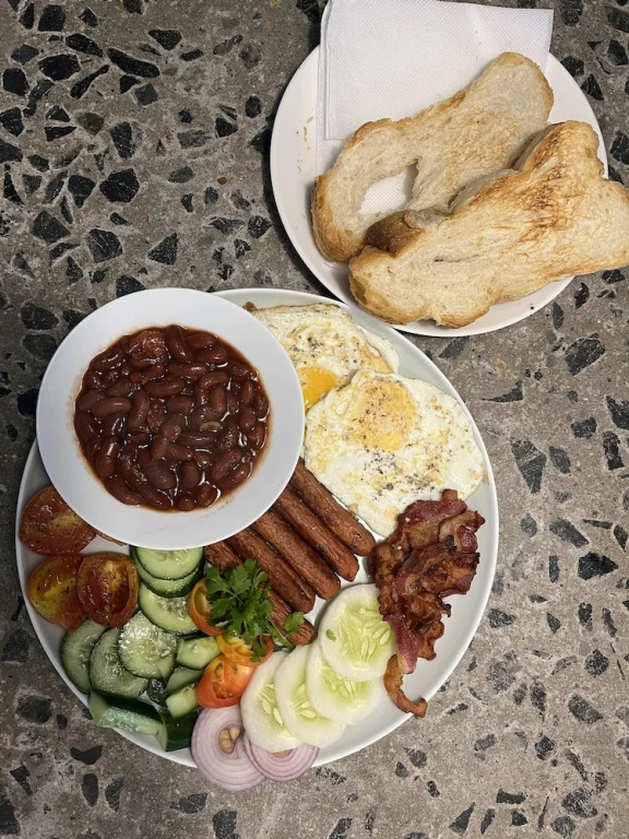 Co-Living Memories Hostel & Restaurant