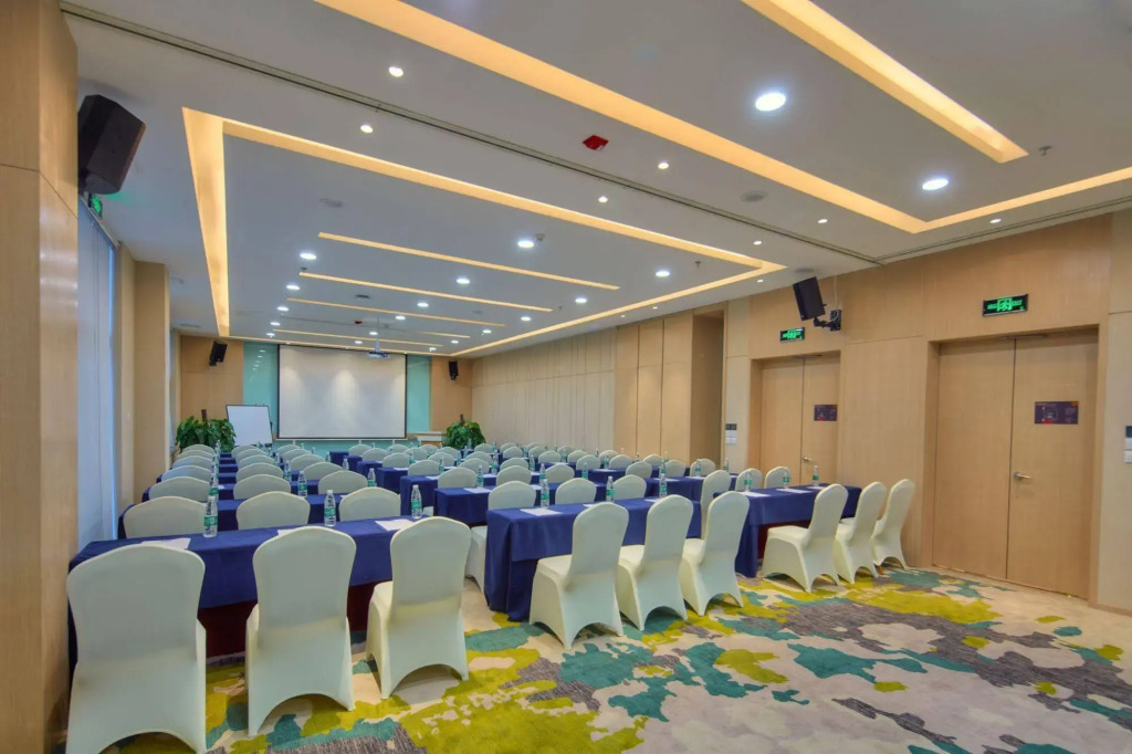 Holiday Inn Express Shenyang Tawan