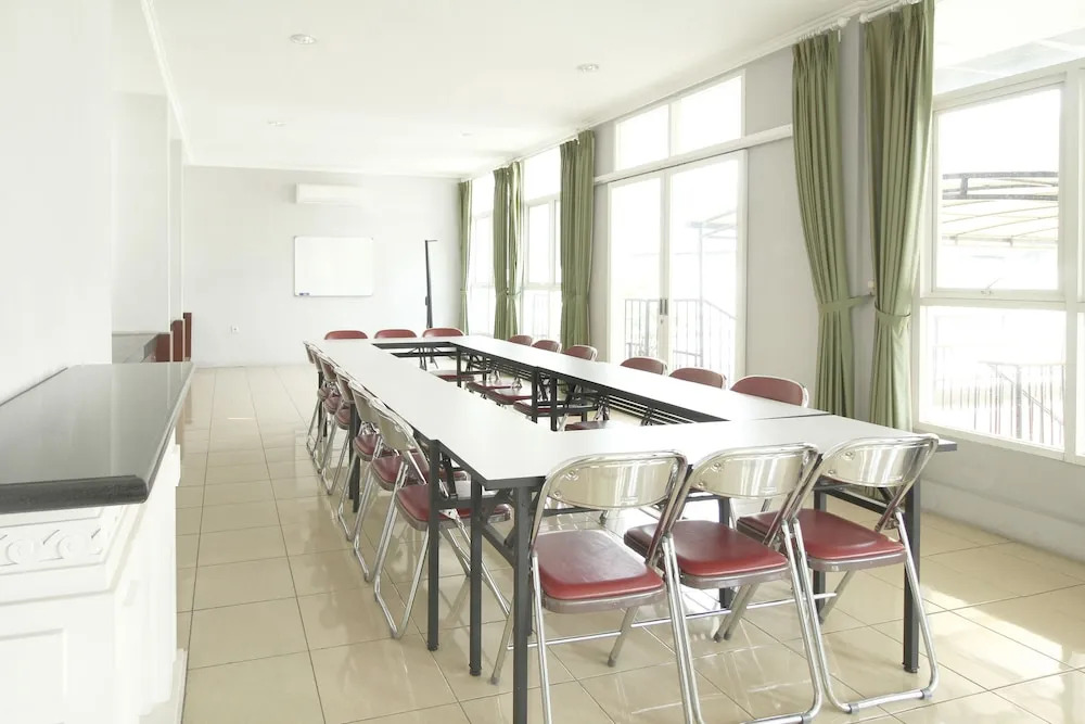 Airy Cicendo Otten 6 Bandung