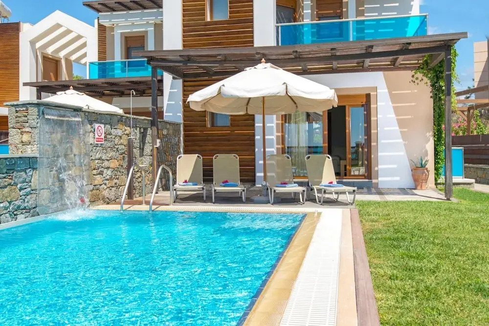 Horizon Line Villas