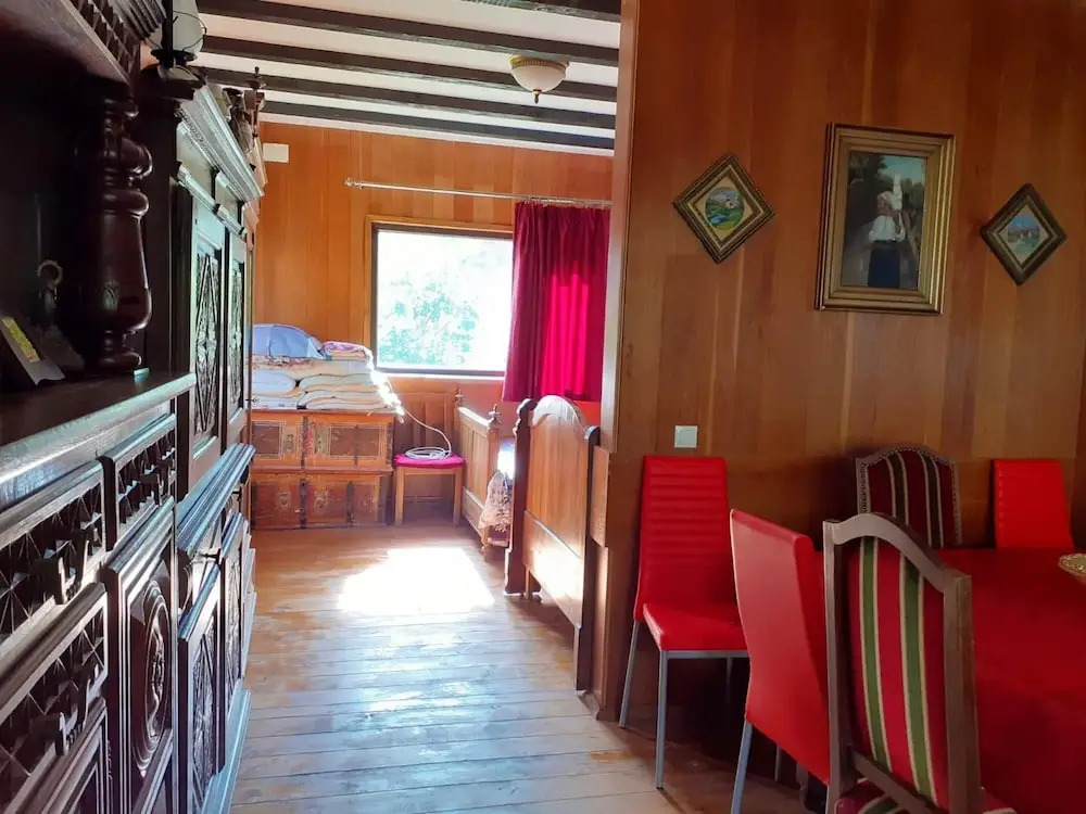 Chalet With 5 Bedrooms in Buteni, With Wonderful Mountain View, Enclosed Garden and Wifi