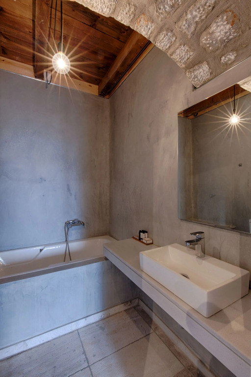 Aegila Boutique Hotel