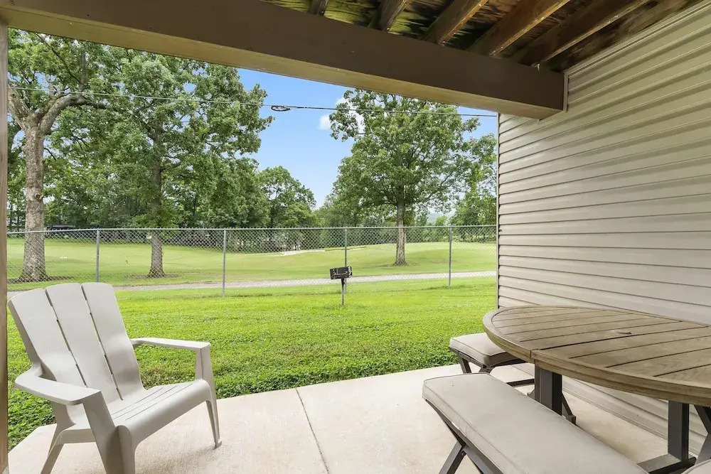 Fallcreek Haven - A Chic Retreat