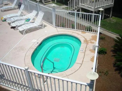 Paradise Isle Resort, a VRI resort