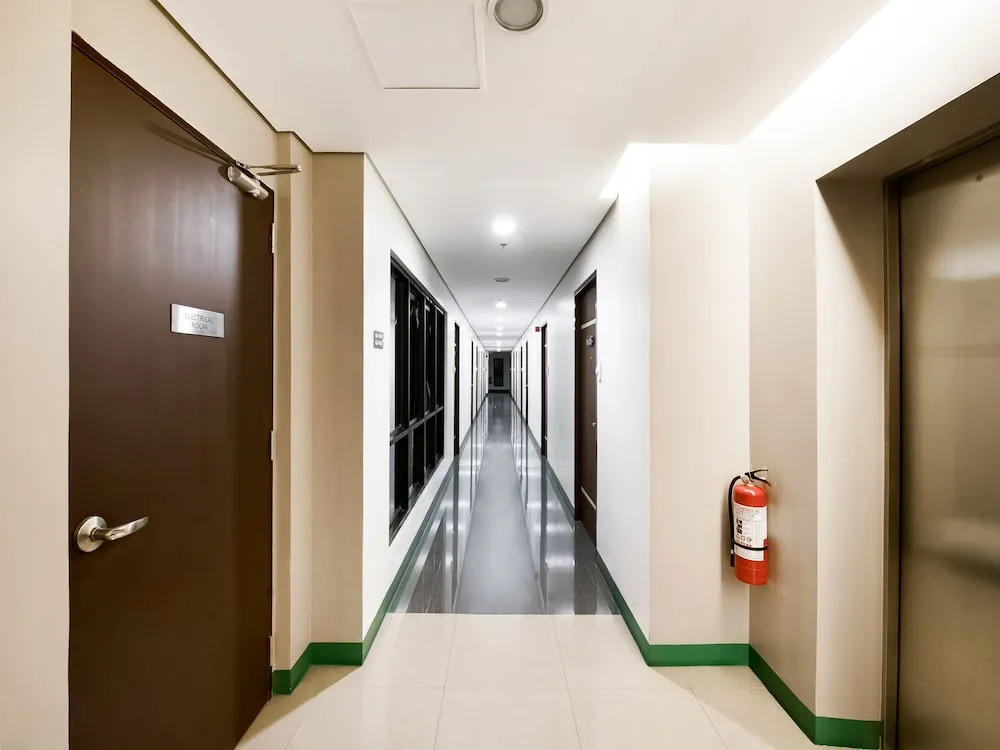 OYO 263 Vinia Residences