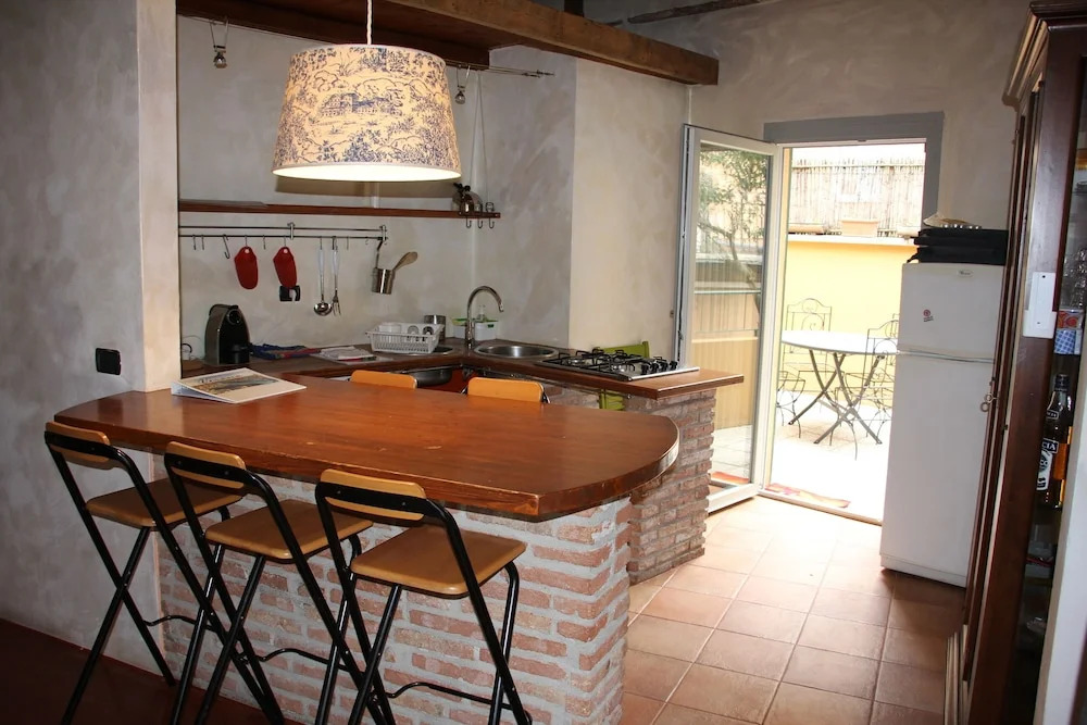 Verona Sweet Central Home