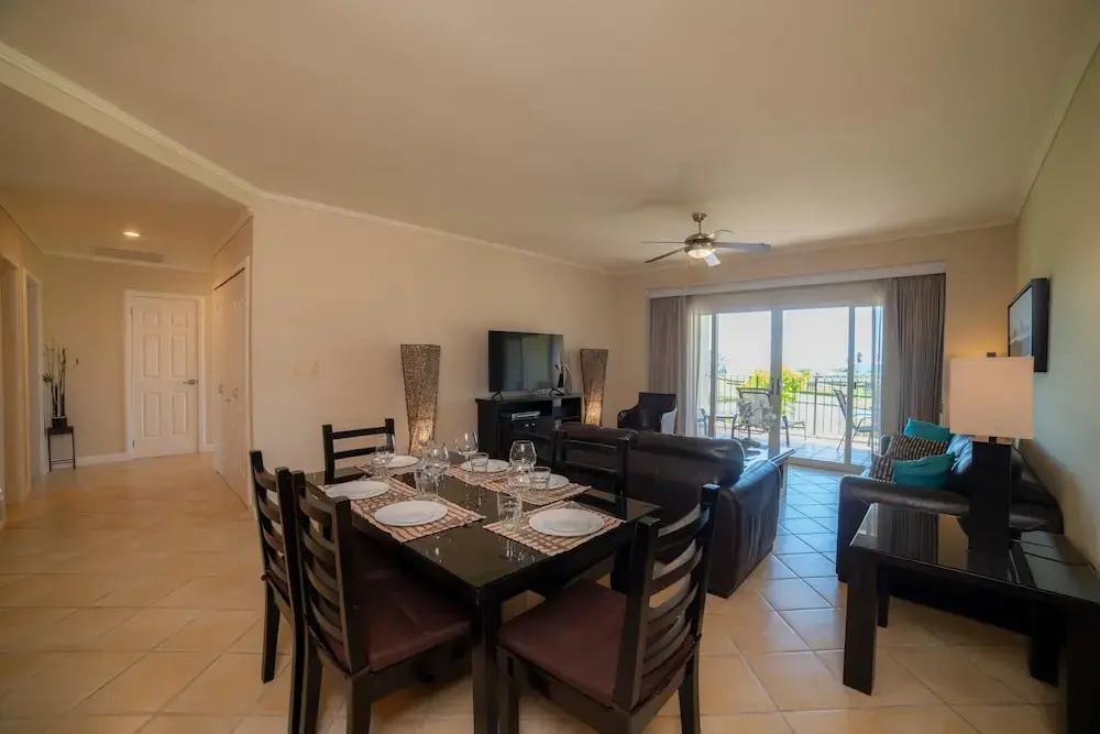 Del Mar 2J - 3bdr- 2bth Ocean View