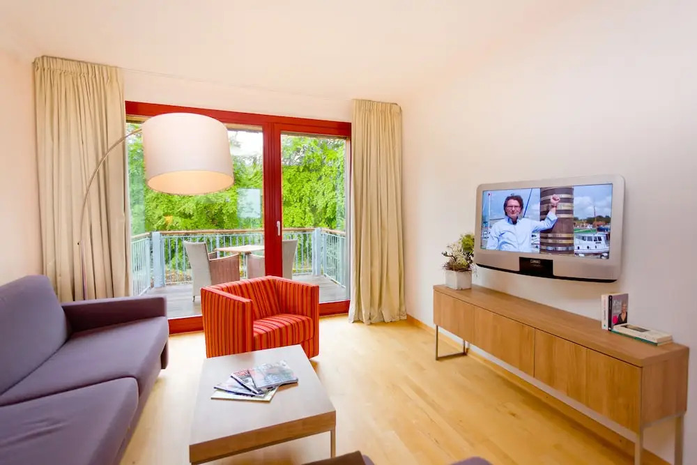 SCHLOSS RANZOW - kleines Romantik Hotel - Wellness - Golfplatz - Hochzeiten & Feiern