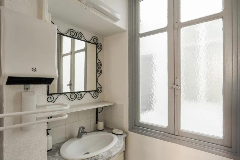 Cozy studio at the heart of Aix-en-Provence old city - Welkeys