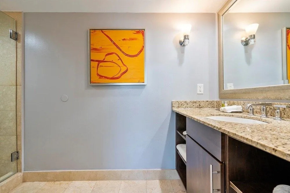1 Bedroom Suite at Galleryone 1 Condo by Redawning