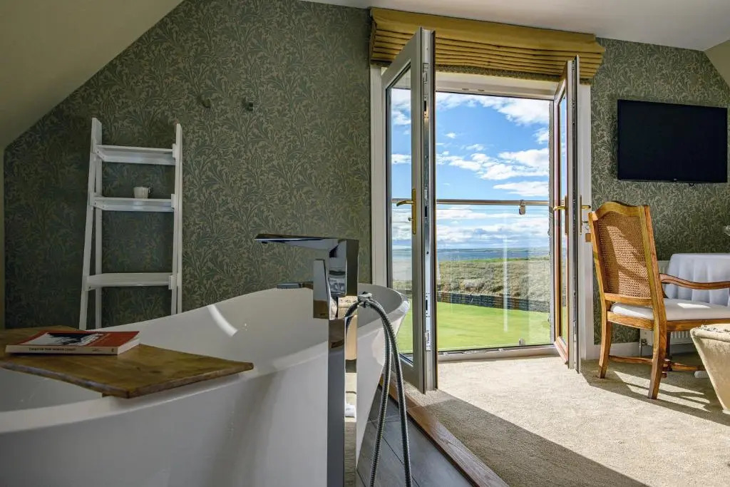 Dunnet Bay Escapes