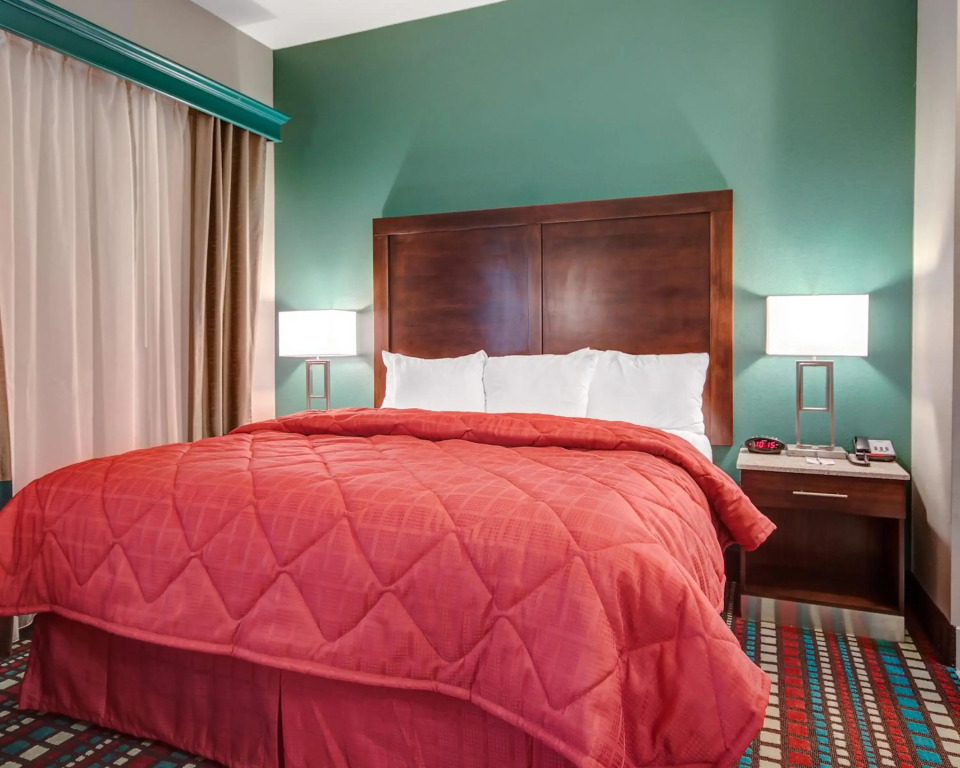 MainStay Suites Hobbs