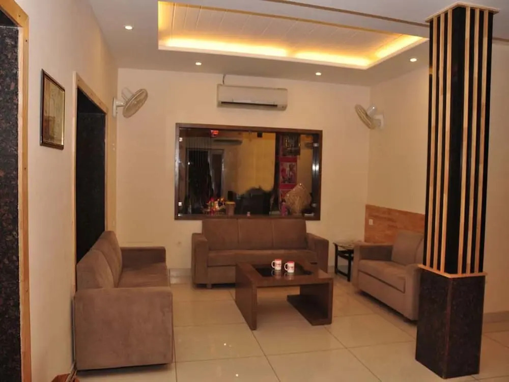 Hotel Sukhmani