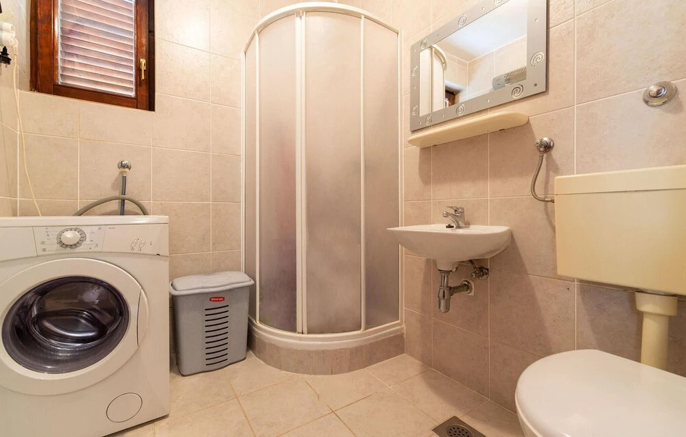 Amazing Apartment in Starigrad With 1 Bedrooms and Wifi