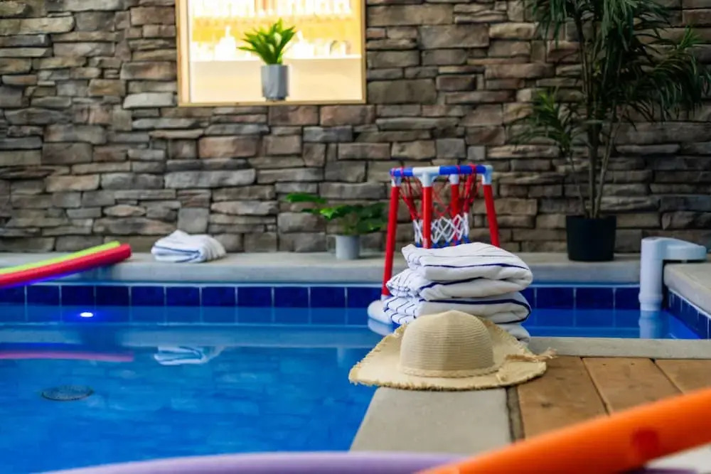 Luxe Mountain Pool Escape by Ghosal Luxury Lodging