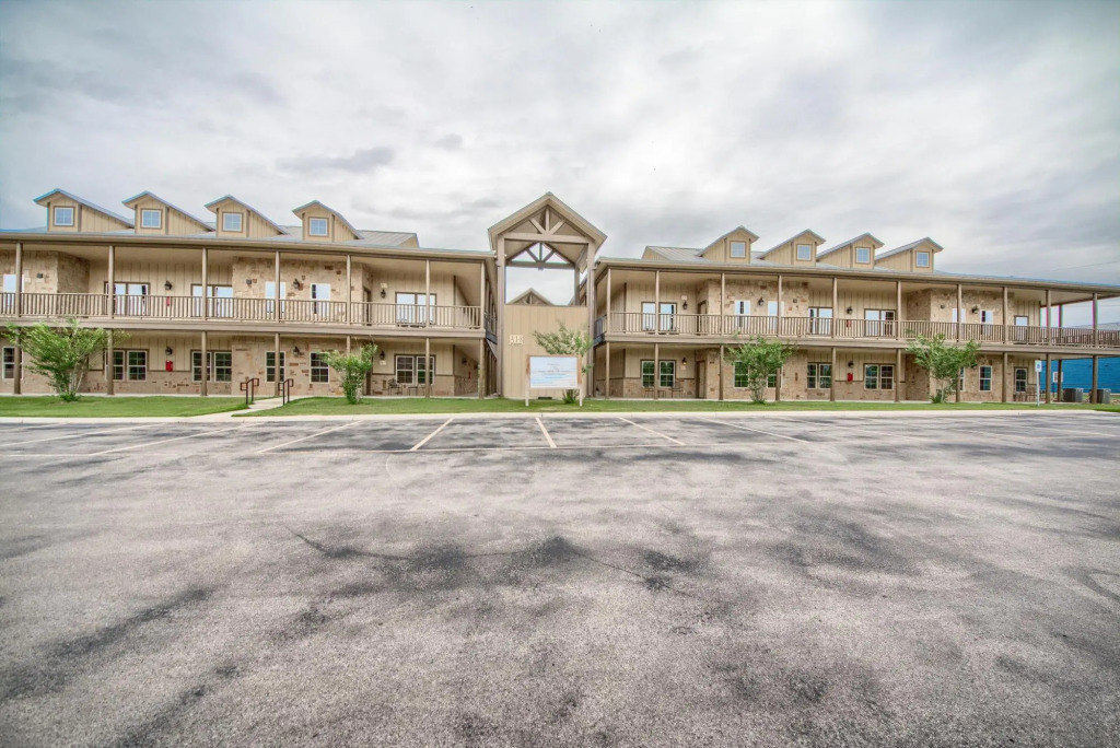 Old Mills Resort  OM A10